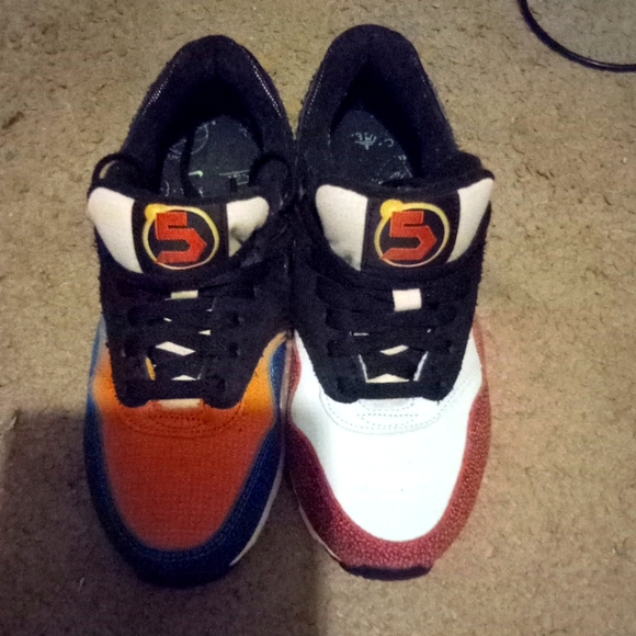 SWIPA Air Max size 4Y